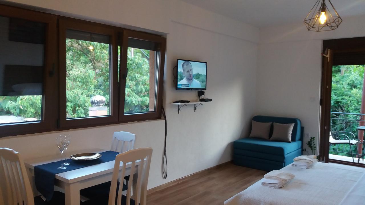 Appartement Vasiliki à Virpazar Extérieur photo